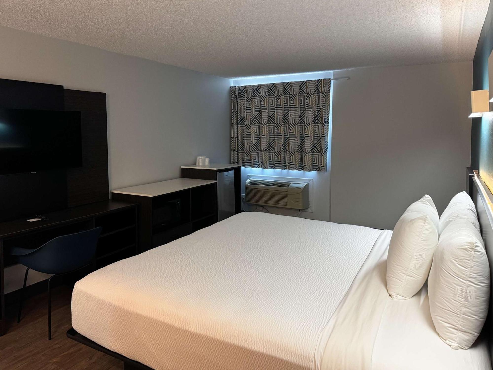 Studio 6 Suites Carson, Ca Екстериор снимка